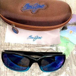 Brand new Maui Jim Barrier Reef sunglasses.